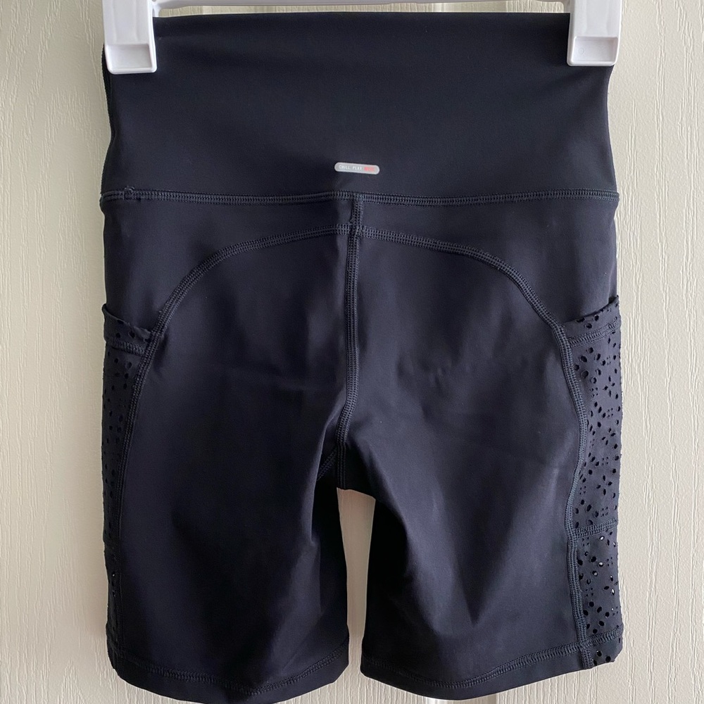 AERIE BLACK BIKE SHORTS sz S